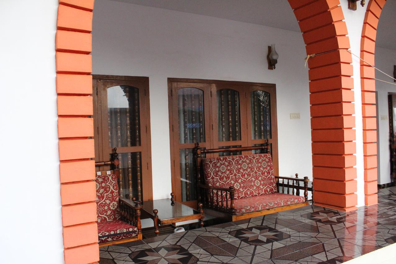 Hotel Sea View Palace - The Beach Hotel Kovalam Zewnętrze zdjęcie