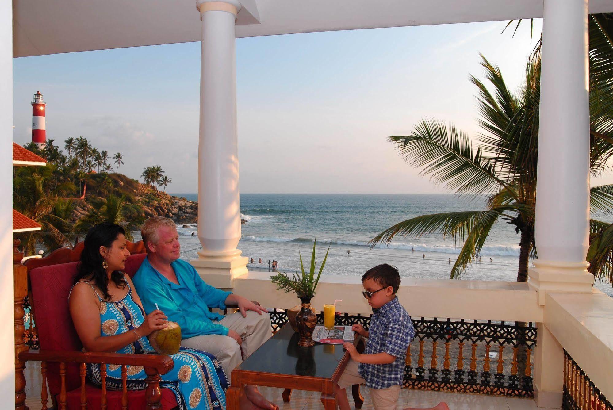Hotel Sea View Palace - The Beach Hotel Kovalam Zewnętrze zdjęcie